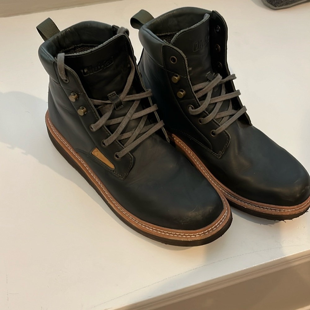 Olukai boots